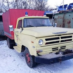 foto 4x4 veterán 5.4t Dodge V8 Mowag hasič plachta valník naviják