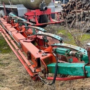 foto 3.5m agro pluh 7radlic Kverneland traktorový