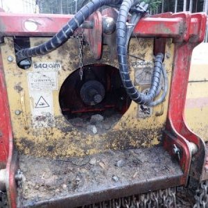 foto 2.5m fréza půdní hloubková za traktor Seppi Multiforst 250 kultivátor mulčovač