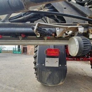 foto 27m/5m3 postřikovač 600 ltr-min pulzní systém přívěs za traktor