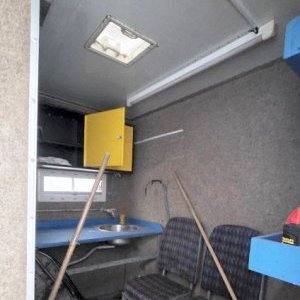 foto dílna nástavba skříň hák kontejner buňka