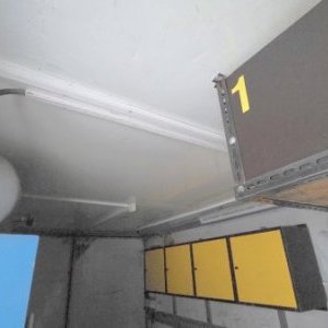 foto dílna nástavba skříň hák kontejner buňka