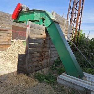 foto drtič bio štěpkovač 45kW 6-8 prm/h 400x120 dřevo biomasa