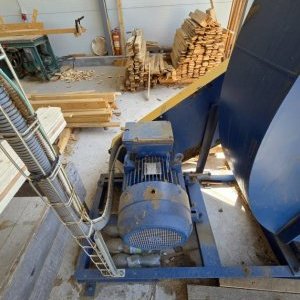 foto 80m vzduchotechnika 3.5m3/s odsávač pilin dřevoprovoz ventilace