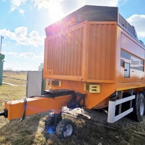 foto 2024 repas! bio drtič 20t/h přívěs 25t štěpkovač biomasa Doppstadt DW3060