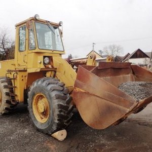 foto problém motor 11t nakladač na 1.5m3/3t UDARNIK TO18