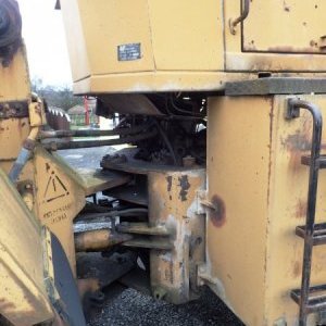 foto problém motor 11t nakladač na 1.5m3/3t UDARNIK TO18