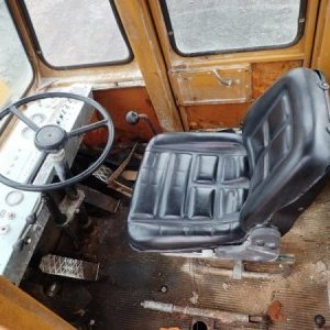 foto problém motor 11t nakladač na 1.5m3/3t UDARNIK TO18