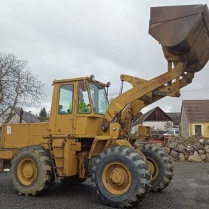 foto problém motor 11t nakladač na 1.5m3/3t UDARNIK TO18