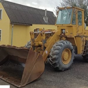 foto problém motor 11t nakladač na 1.5m3/3t UDARNIK TO18