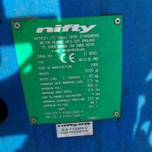 foto 21m/250kg HYBRID ele.+ diesel kloub montážní plošina Nifty 6.7t