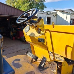 foto mini dumper 4x4 na 3t otočná korba
