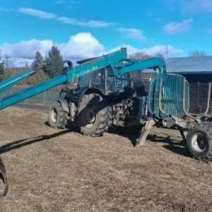 foto 11t vyvážecí přívěs+HR traktor tandem Pfanzelt P13