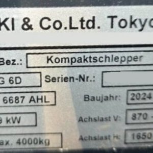 foto údržba hřiště set malotraktor čištění umělé povrchy 4x4 Iseki TG6687