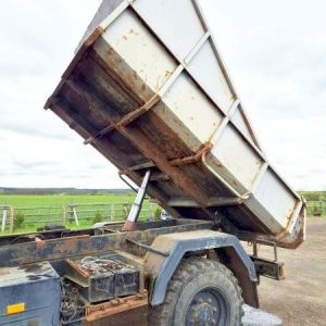foto 4x4 sklápěč 7t vana ROSS VIZA330