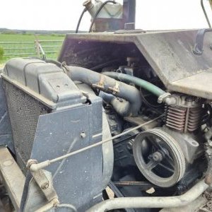 foto 4x4 sklápěč 7t vana ROSS VIZA330