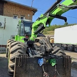 foto 13.4t les traktor +harvestor Equus 175 vyvážečka forwarder skidder